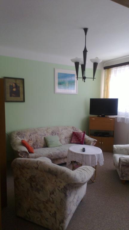 Appartement Byt - Apartman à Větřní Extérieur photo