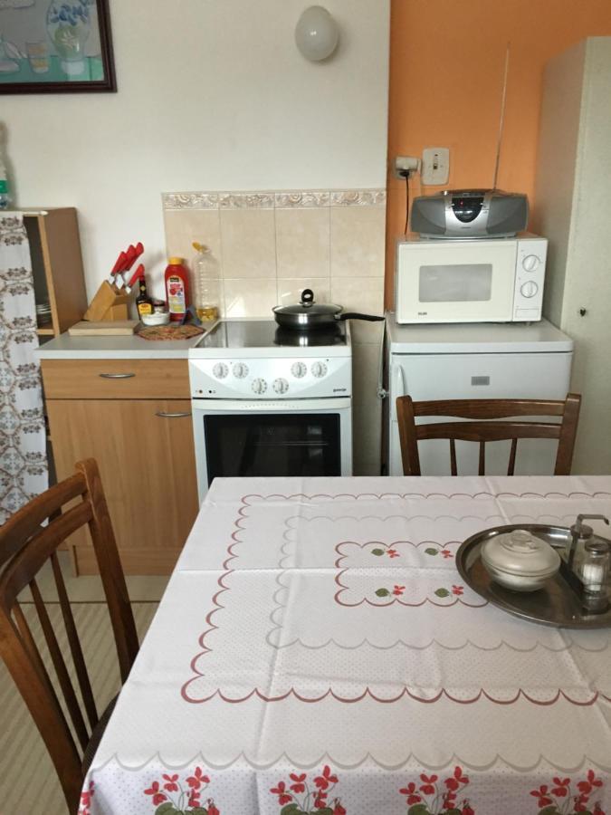 Appartement Byt - Apartman à Větřní Extérieur photo